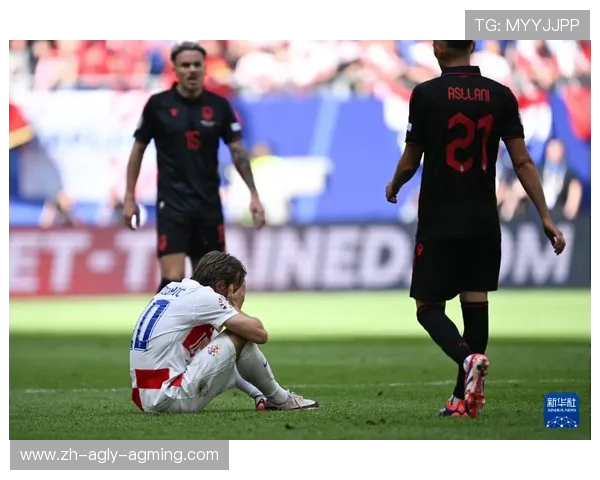 威士伯锦标赛战况任成宰独占鳌头谢奥菲勒T7窦泽成T81